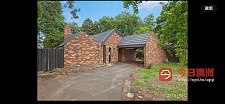 Blackburn Boxhill区旁边区火车站旁边