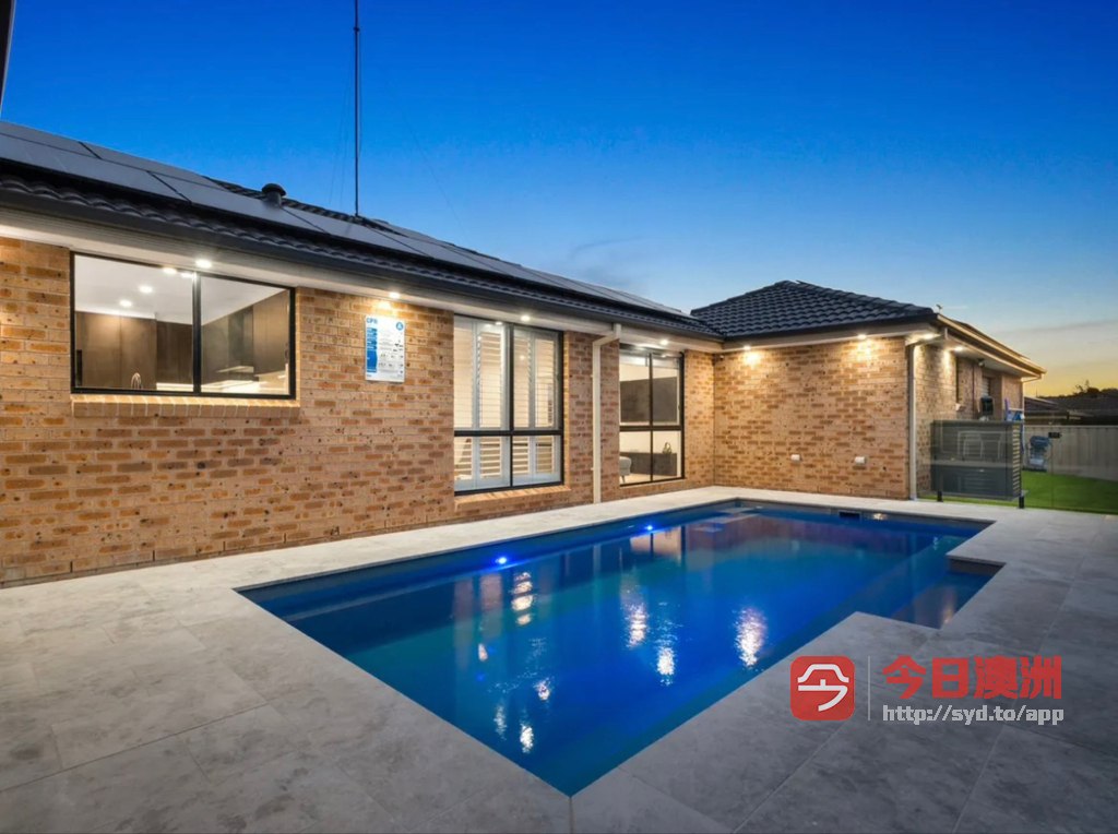 今日墨尔本Rooty Hill 全新超大主人房招租 独立洗手间 衣帽间 包水电煤网 Rooty Hill 全新超大主人房招租 独立洗手间 衣帽间 包水电煤网
