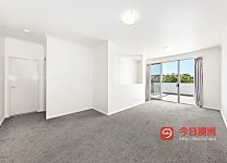 Waterloo 健身房 游泳池 两室两卫