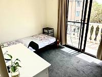 Hurstville  阳台房 250 可短租