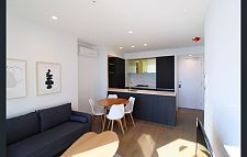 Melbourne City One bedroom and one bathroom near Melbourne Central