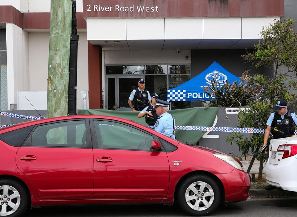 悉尼新婚护士公寓坠亡！邻居看见她挂在阳台上，死前2小时曾报警（组图） - 2