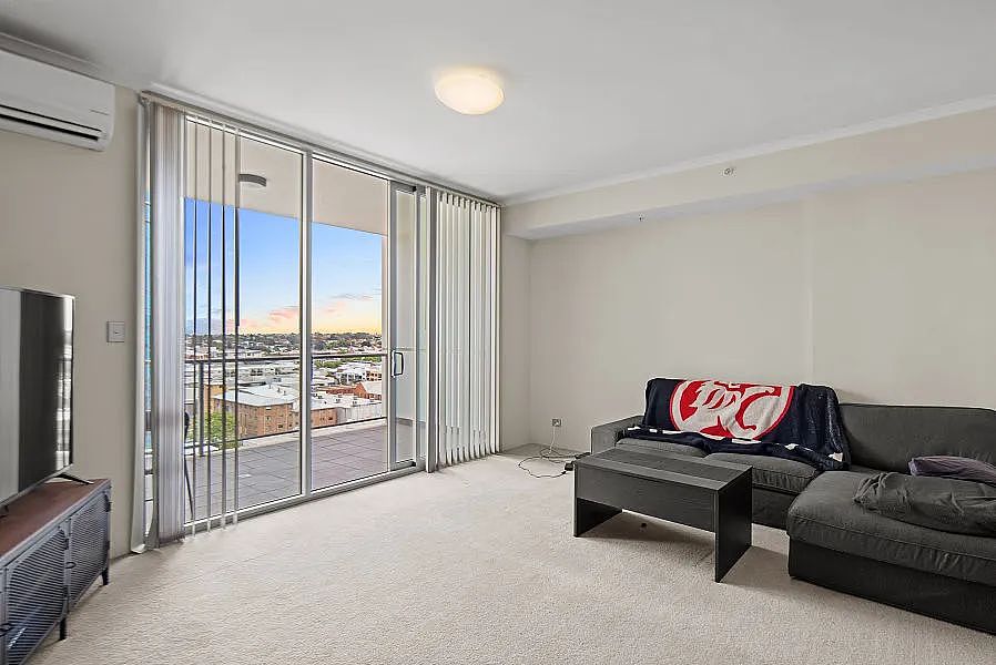 13715-aberdeen-street-northbridge-wa-perth--inner-1