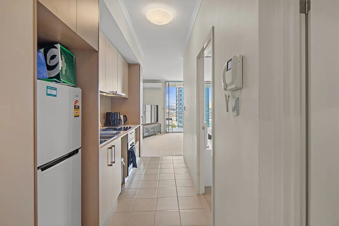 13715-aberdeen-street-northbridge-wa-perth--inner-7