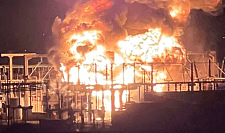 英国关键变电站突发爆炸！欧洲最繁忙机场全线瘫痪，千架航班取消！英媒：堪比911…（组图）