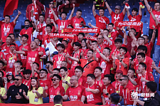 中澳世预赛7万多中国球迷到场支持，国足还是输了