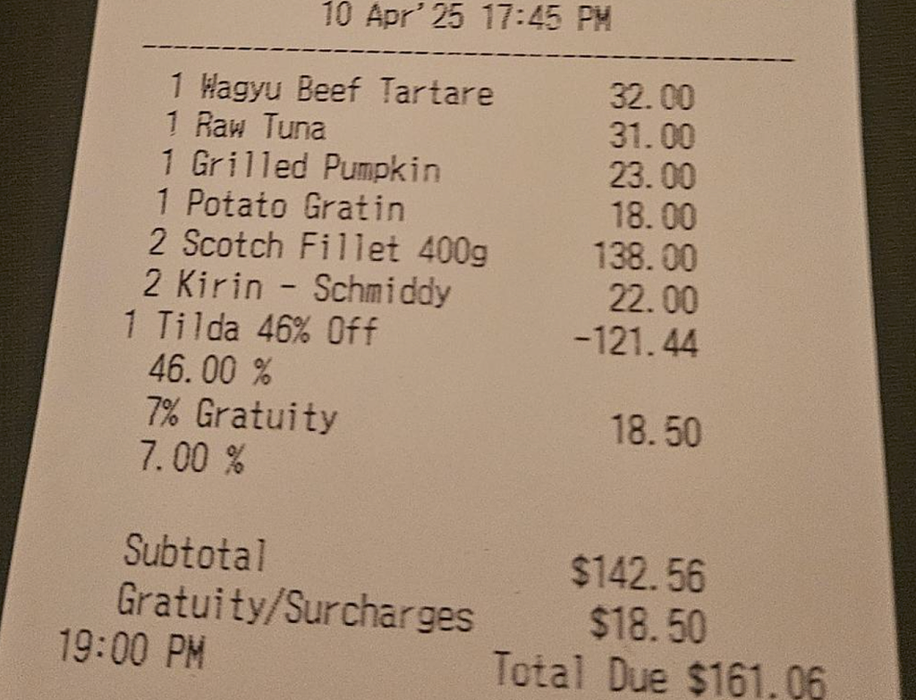 悉尼餐厅自动加小费引不满，店家诉苦：没强制（组图） - 1