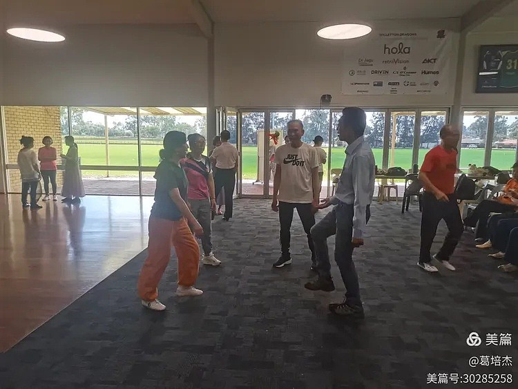 仲秋的欢快(组图) - 9