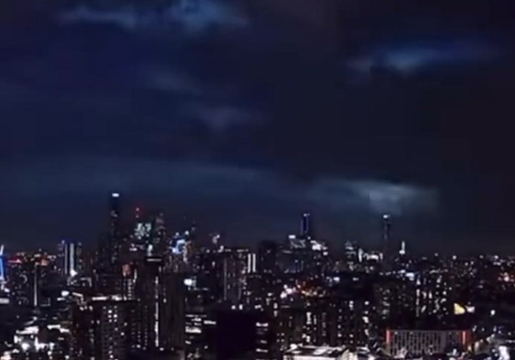 别错过今晚！澳洲流星雨再来一场，火球划空绝美瞬间曝光（组图） - 2