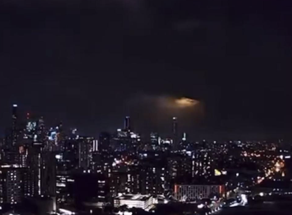 别错过今晚！澳洲流星雨再来一场，火球划空绝美瞬间曝光（组图） - 4