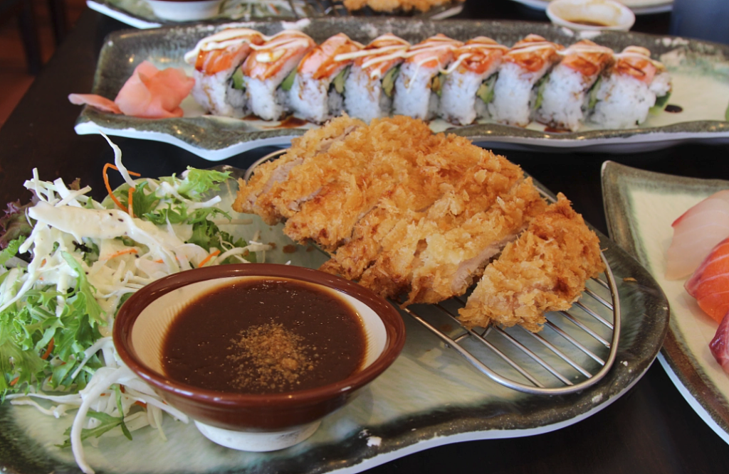 吃到一半发现死老鼠!悉尼日料店“买一送一”挨喷,顾客直呼恶心(组图) - 2