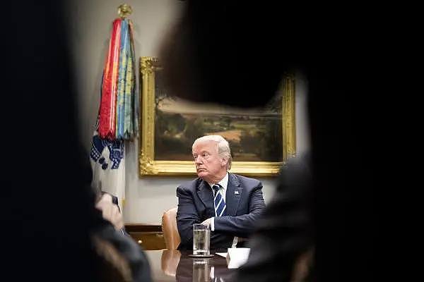 美官员私下承认误判中方，以为中国最先服软（图） - 1