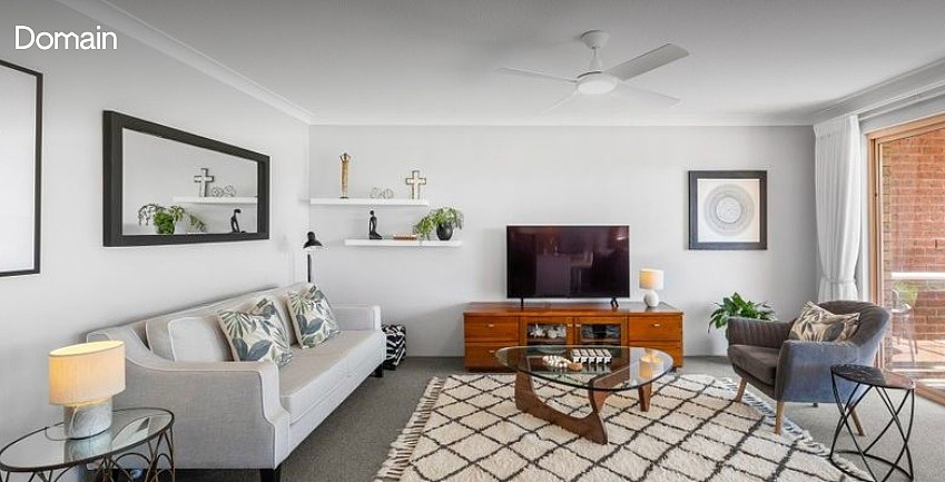Burwood“破屋”$307万成交！吸引25人注册竞拍，地板天花板上都有洞（组图） - 3