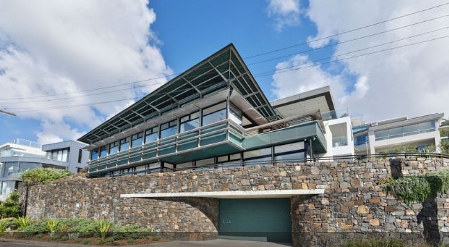 悉尼滨海豪宅$1600万挂牌!业主入手后从没住过,曾以$6000/周出租(组图) - 2
