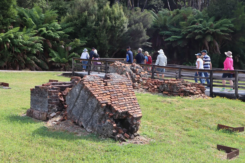 独家原创:塔州自驾游-Strahan小城(组图) - 8