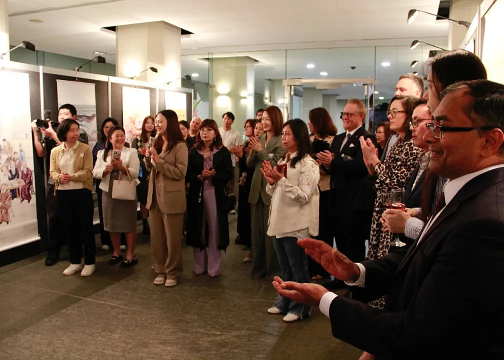 《大地的韵律》国际艺术展——中澳艺术家共绘自然之歌，践行文化可持续发展（组图） - 13