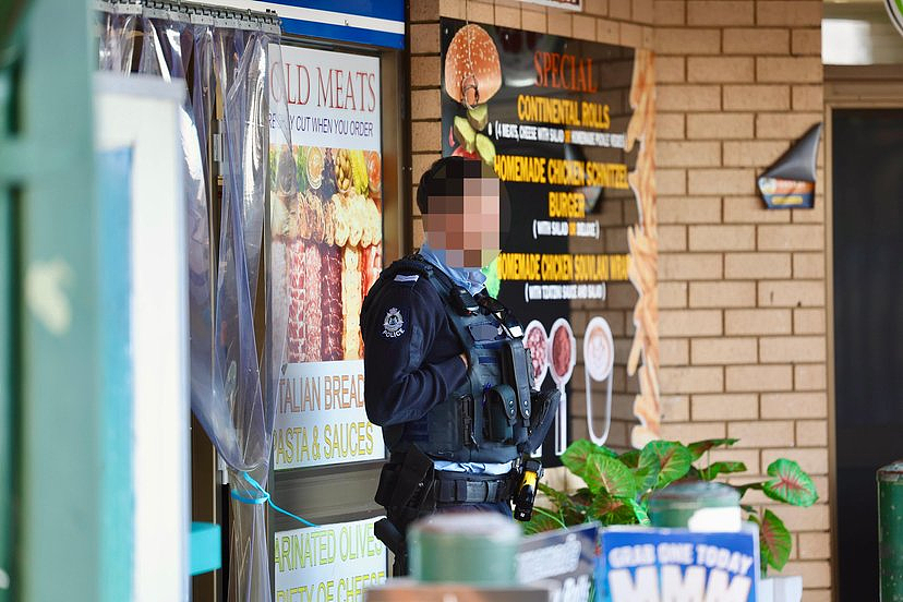 珀斯武装匪徒抢走现金逃逸,警方紧急追捕中(图) - 2