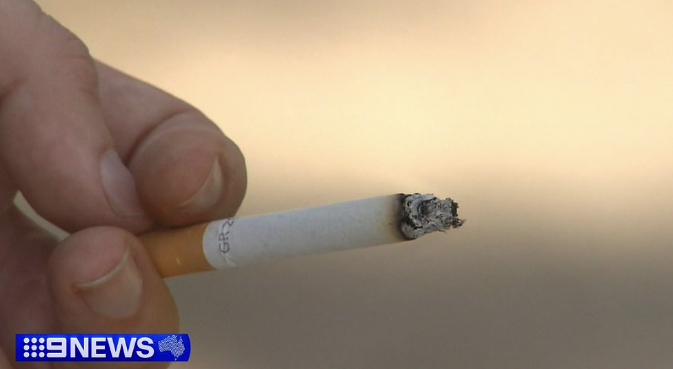 传统烟草衰退,电子烟兴起,专家警告或引发健康危机(组图) - 2