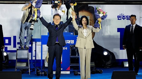 李在明宣誓就任韩国总统！曾批尹锡悦对华外交政策：为何招惹中国？台湾问题与韩国有什么关系？（视频/组图） - 9