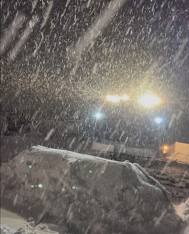 滑雪季开始!新州滑雪场大雪纷飞,积雪最厚达51厘米(组图) - 4