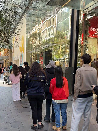 Labubu在澳爆红，悉尼CBD又现抢购人潮！网友呼吁限购（视频/组图） - 3