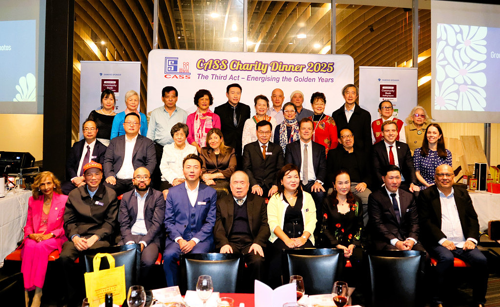 澳洲华服社2025慈善晚宴圆满落幕，政商界侨领民众齐聚共襄善举（组图） - 3