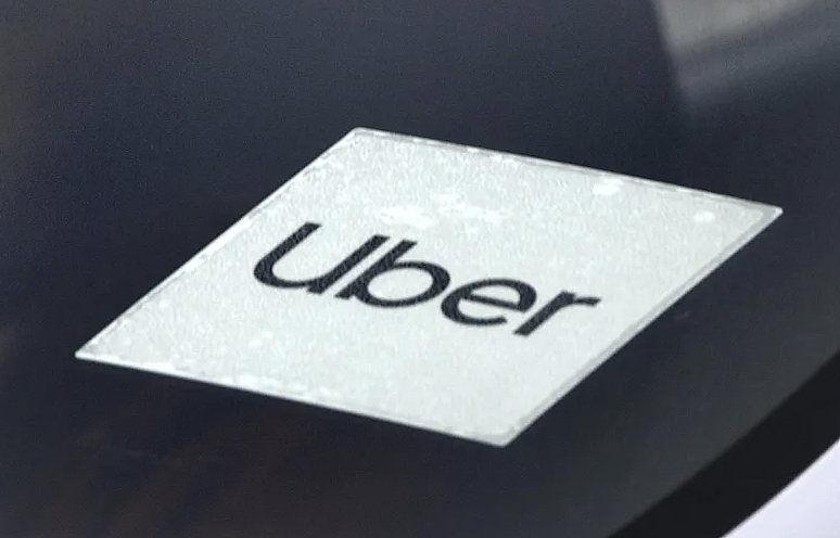 澳洲Uber“失物博物馆”大公开:活龙虾、半副假牙、兰博基尼钥匙全上榜(组图) - 2
