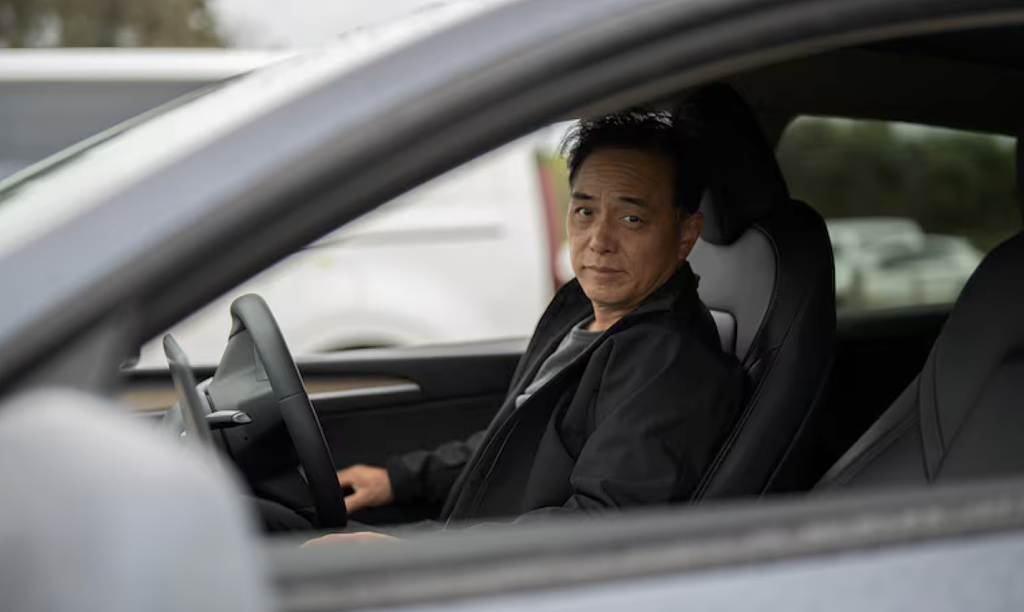 特斯拉突然急刹车，悉尼华男吓出一身汗！上万车主集体诉讼求偿（组图） - 1