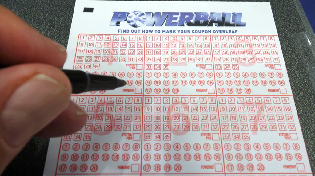 超半数澳人抢买今晚Powerball，前$2亿头奖得主曝现状（组图） - 2