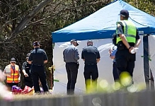 最新！ 6人当场死亡，澳洲充气城堡被风吹上10米高空，现场惨不忍睹，运营者被判无罪（组图）