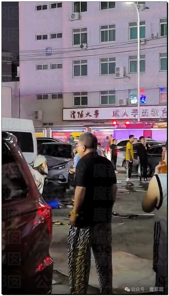 热搜第一！沈阳公交失控连撞多车，已致2死16伤！血腥场面惨不忍睹，目击者：太惨了，太惨了（视频/组图） - 18