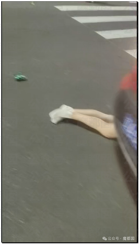 热搜第一！沈阳公交失控连撞多车，已致2死16伤！血腥场面惨不忍睹，目击者：太惨了，太惨了（视频/组图） - 13