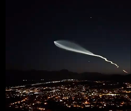 加州夜空惊现“水母UFO”！科学家：马斯克杰作（视频/组图） - 1