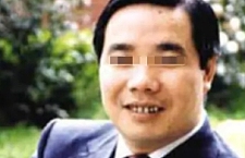 清华学霸手撕潮汕系地产大亨亲爹！称其四处“认爹”，其中包括原上海市委书记陈良宇等（组图）