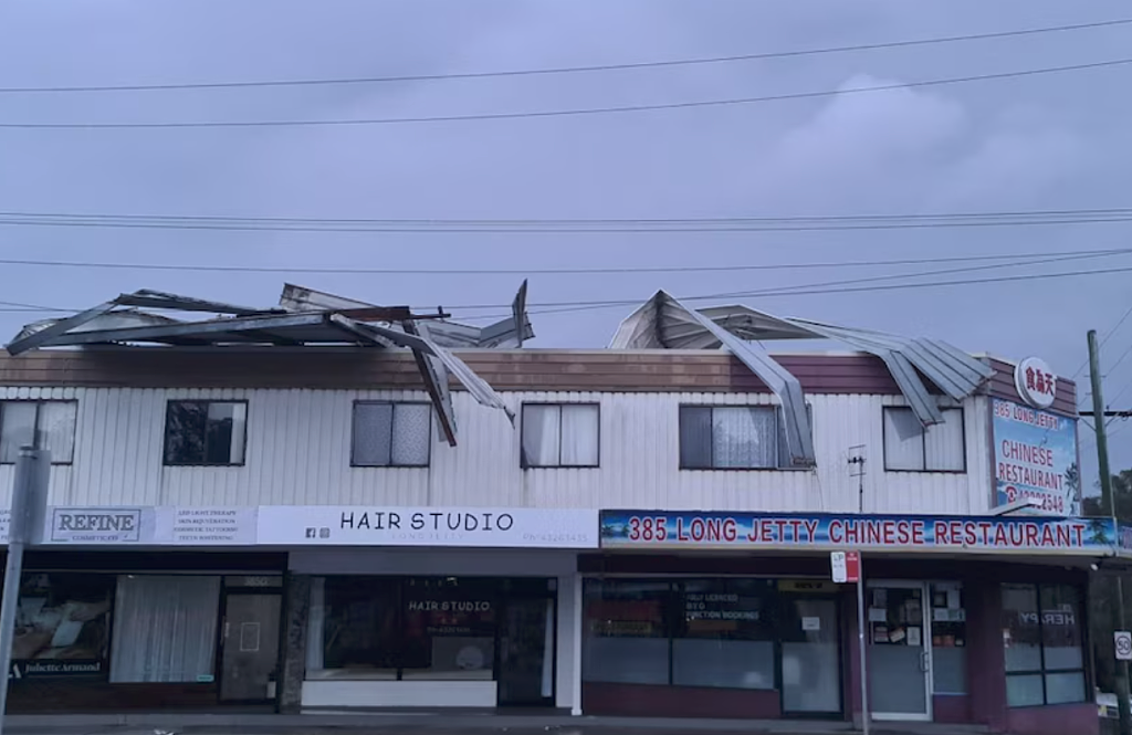 新州沿海遭遇强风暴雨，风力强度堪比一级热带气旋（组图） - 2