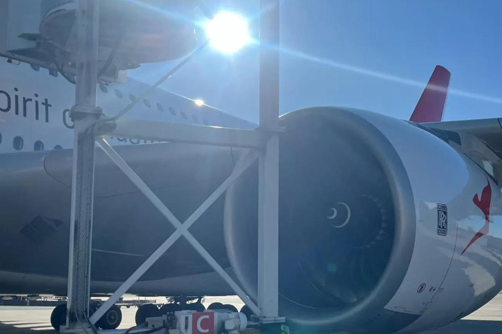 突发！澳航A380撞上悉尼机场廊桥致航班延误，大量旅客受影响（组图） - 3
