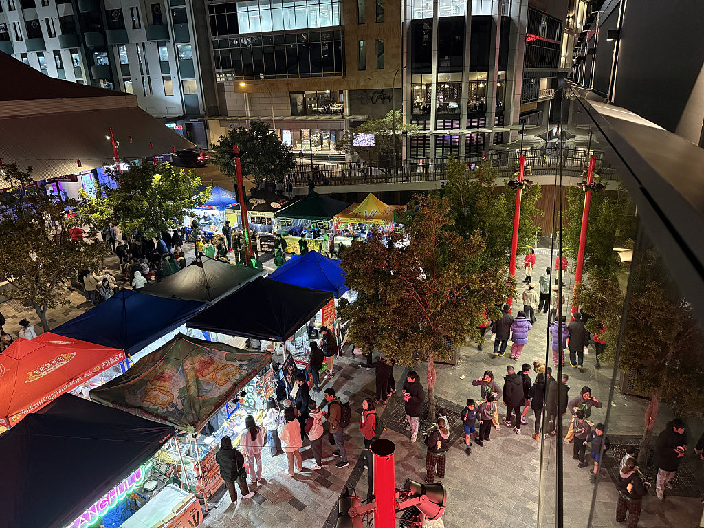 好市围夜市点亮冬夜，7月19日将再掀李小龙纪念热潮（组图） - 3
