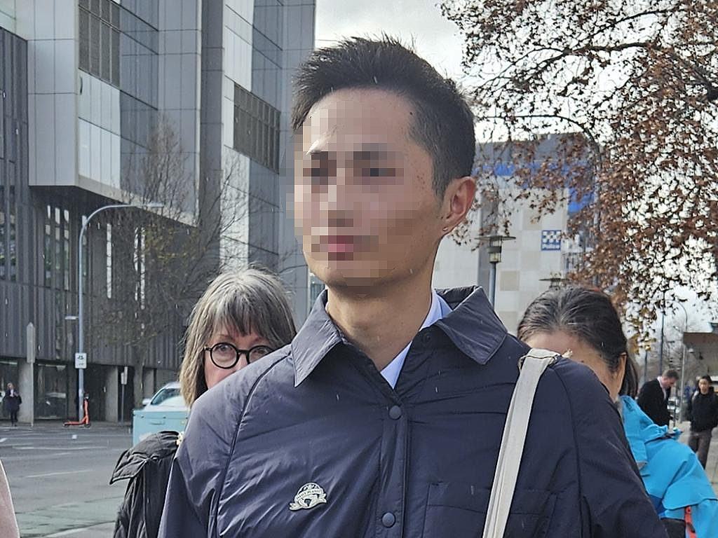 澳华男涉体罚7岁学生，教学资格被取消！当庭认罪（组图） - 2