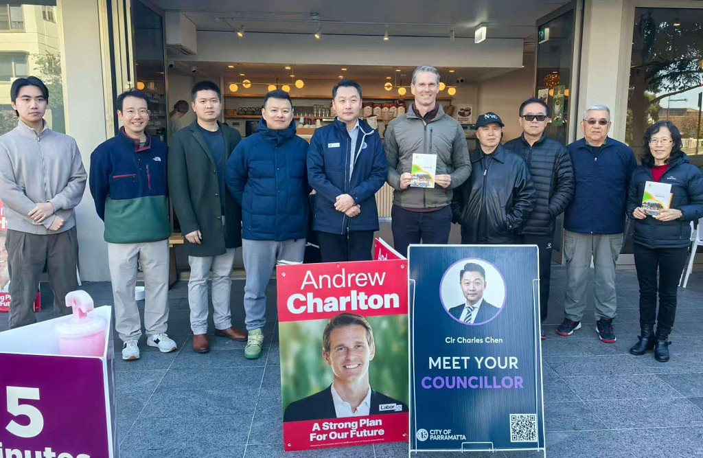 联邦议员走访悉尼华人区,与民众打招呼畅聊总理访华(组图) - 1