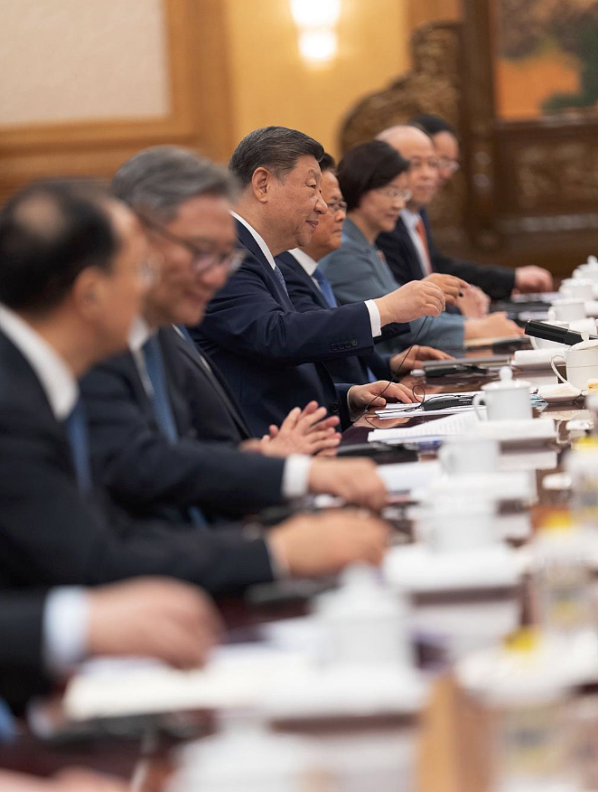 联盟党批访华缺“实质成果”,艾博年回击:你们对华态度一成不变,令人失望(组图) - 2