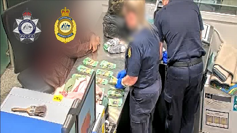 女子珀斯机场携$20万出境，致儿子儿媳6处房产被封，牵扯资金超$700万（组图） - 2