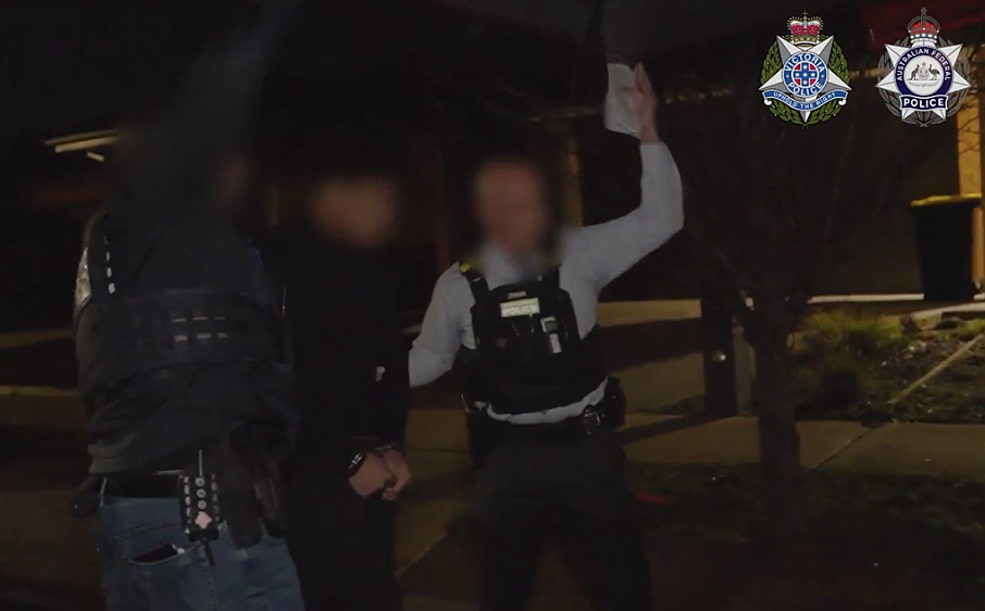 疑涉海外势力！墨尔本犹太教堂纵火案侦破有新进展，21岁男子被捕（组图） - 2
