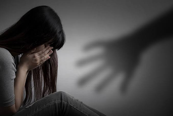 西澳“兽父”性侵亲生女儿，致其怀孕产子！作案长达4年，因量刑过重获减刑（组图） - 4