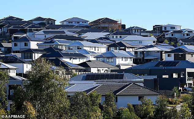 澳洲官宣增加留学生配额，2026年再涨29.5万！重点吸引东南亚学生，中国仍是最大生源国（组图） - 4