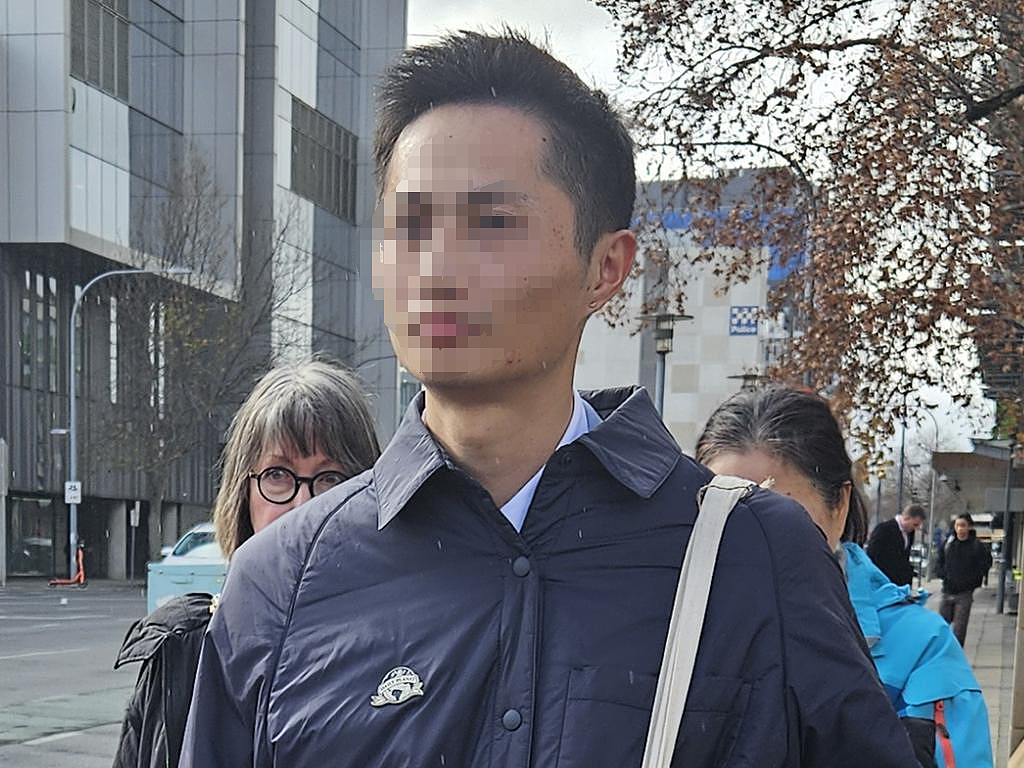 只因在校内管教学生,澳华人教师被告上法庭!众多同事为其喊冤“体制辜负了他”(组图) - 1