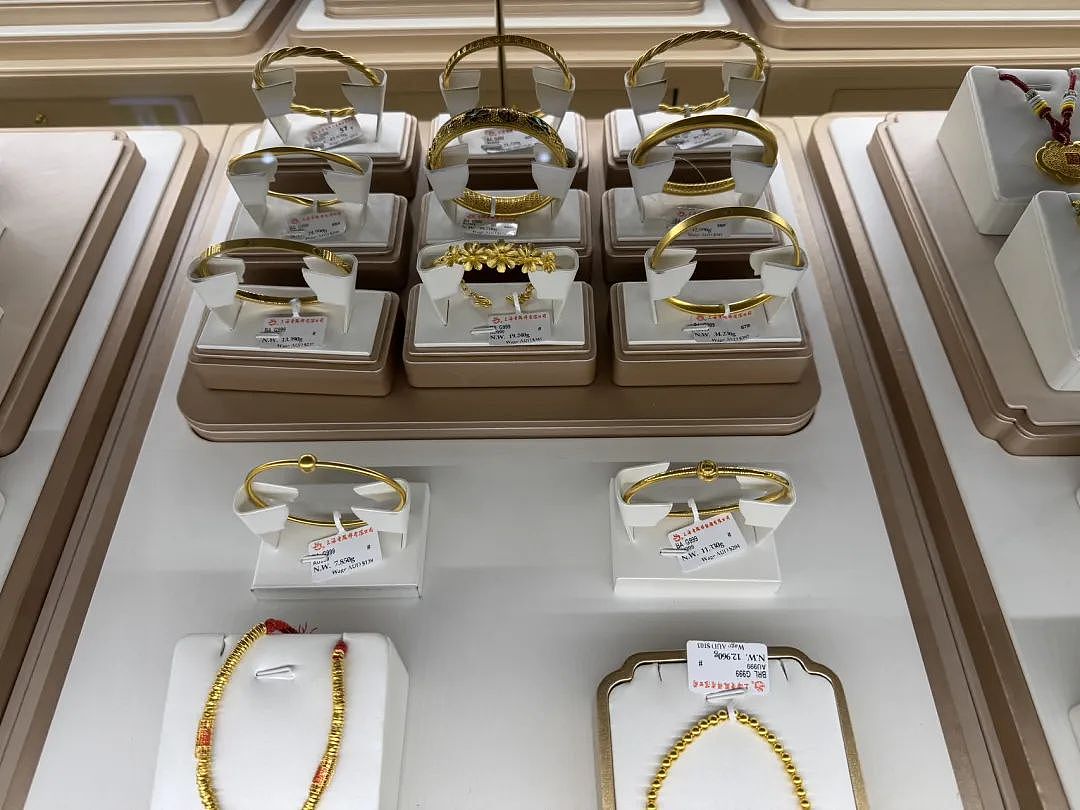 突发，悉尼下起黄金雨，老凤祥新店黄金工费全场8折！10天联欢燃爆全城! 国货珠宝在世界舞台上的又一次霸气亮相！ - 20