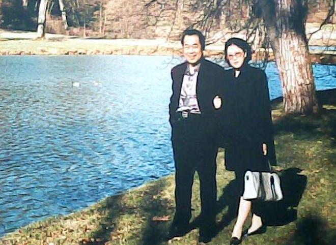 87岁书画大师范曾确认失联!去年刚娶小50岁妻子,女儿发表声明:大量书画被继母搬走,还恐吓保姆助手保密(组图) - 18