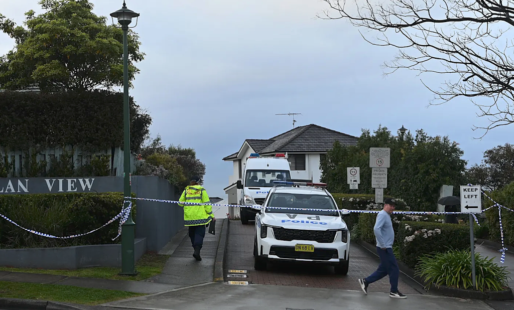 悉尼西区发生枪击案！一男子中枪身亡，少年目睹尸体被抬过程（组图） - 1