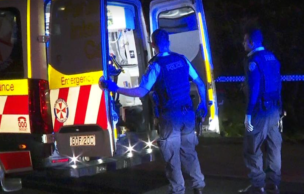 悉尼西区发生枪击案！一男子中枪身亡，少年目睹尸体被抬过程（组图） - 4