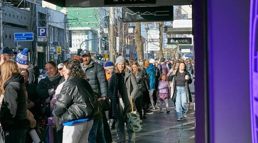 1积分换戴森和Prada!维珍航空推1 Points快闪店,大量名牌等你来抢(组图) - 2